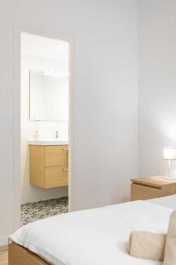 Grand T4 Avec 3Sdb - Quartier Joliette - Ideal Familles Et Groupes Marseilles Exterior foto
